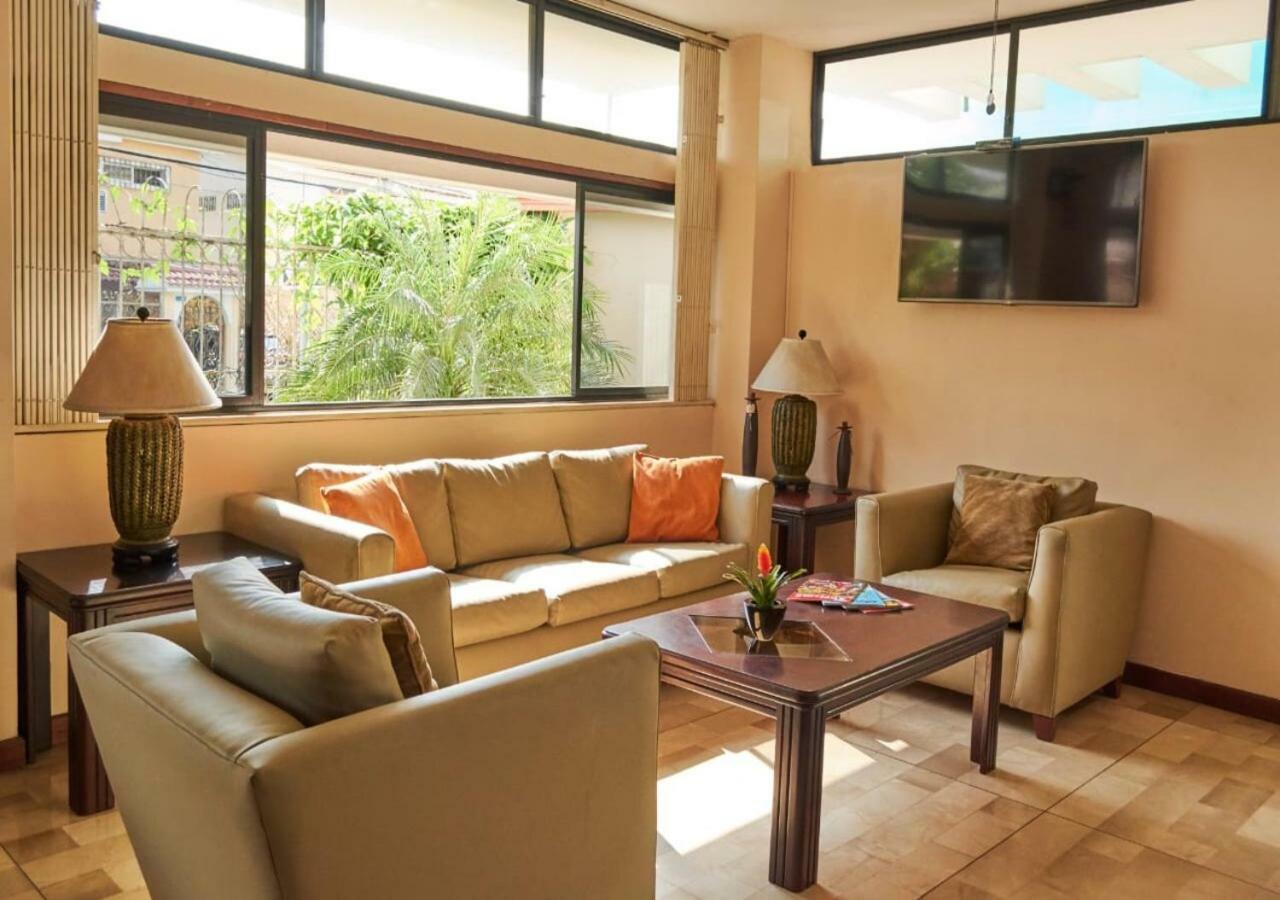 Hotel Murali - Cerca Del Aeropuerto De Guayaquil Exteriér fotografie